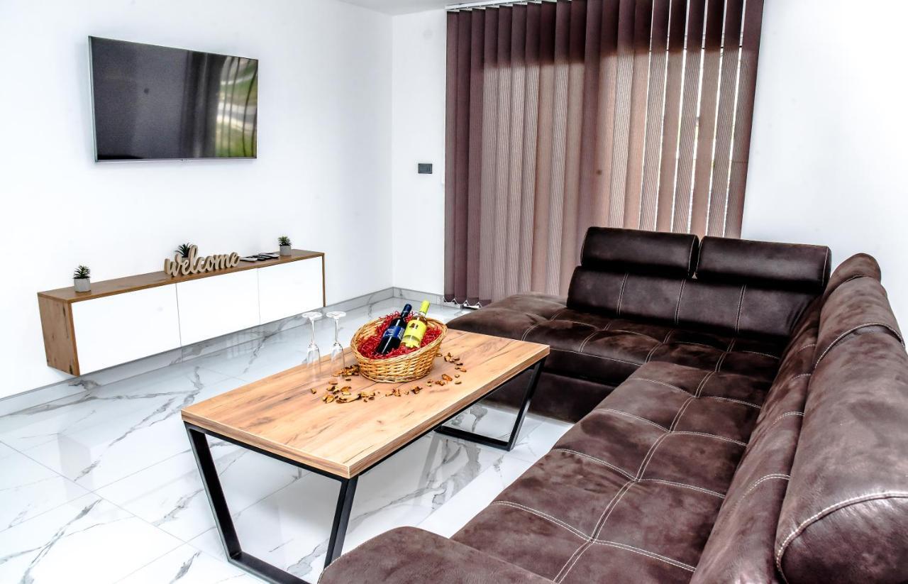 Luxury Villa M&B Tuzla Exterior foto